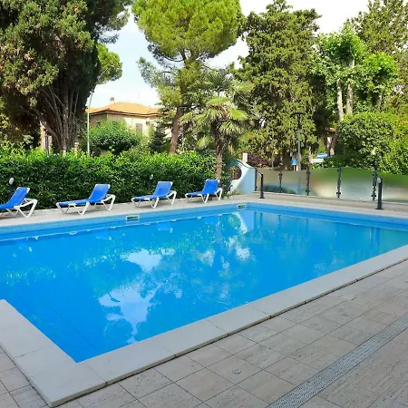 Locazione Turistica Rendez Vous-1 *